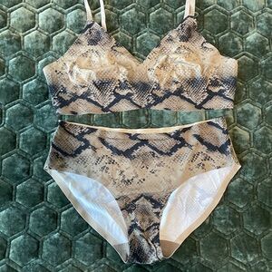 EBY Snake Print Bra and Panty Set Medium